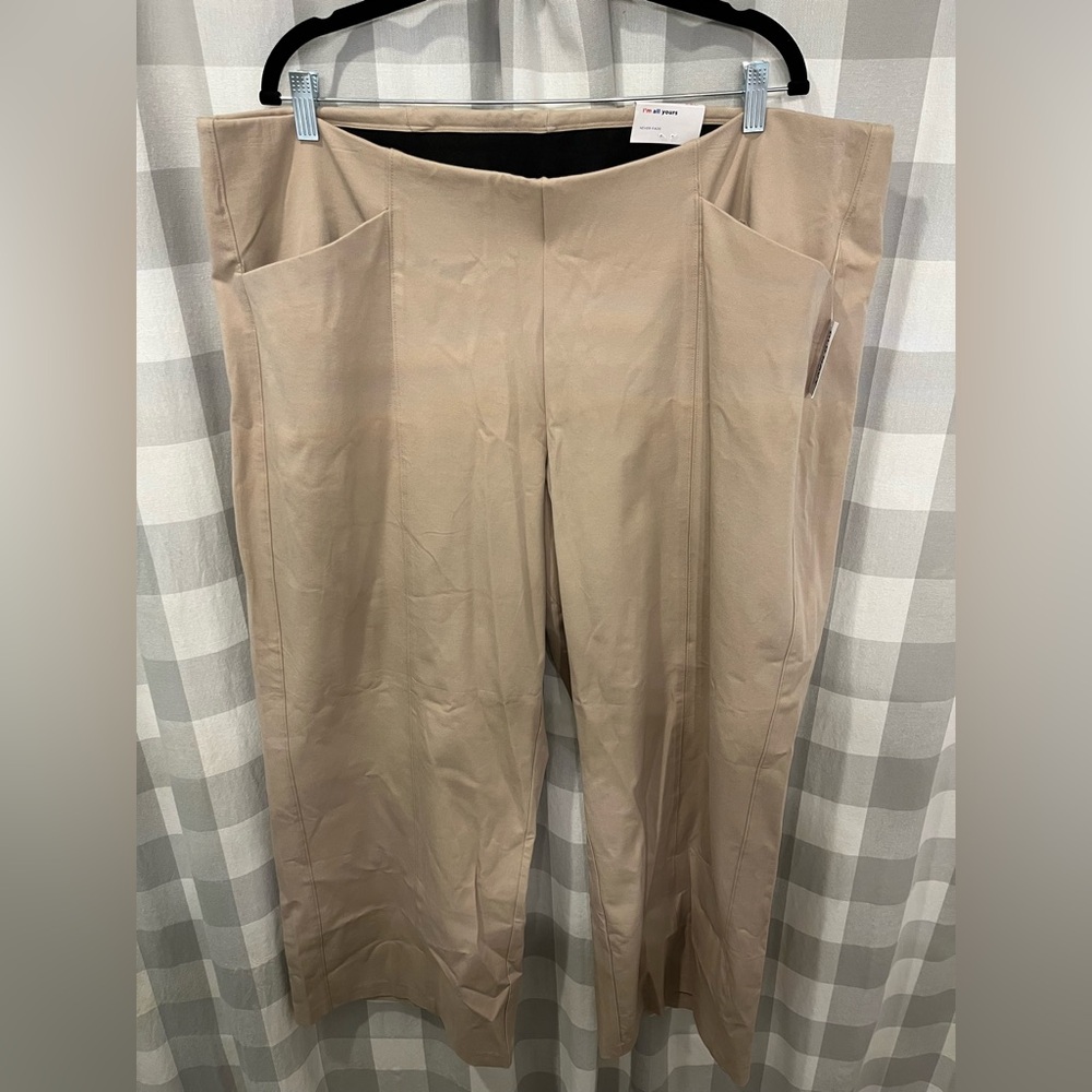 Old Navy Women's Wide Leg Pants in Tan